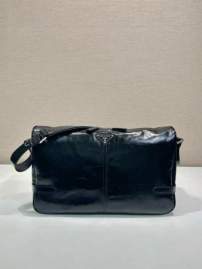 Picture of Prada Mens Bags _SKUfw182220312fw